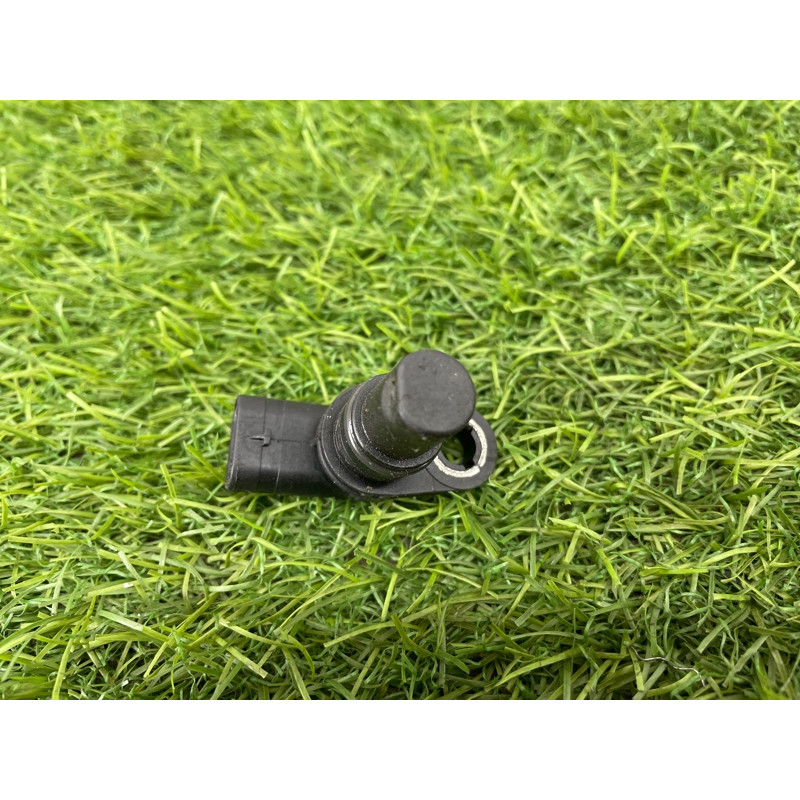 Датчик положения распредвала (электрика двигателя) AUDI A8 D4 2011 4,2 07L905163C