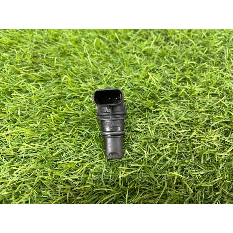 Датчик положения распредвала (электрика двигателя) AUDI A8 D4 2011 4,2 07L905163C