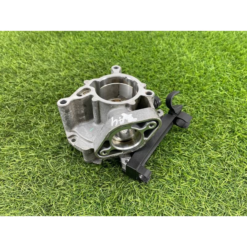 Вакуумный насос (тормозная система) AUDI A4 B9 2017 2.0L 06K145100AB