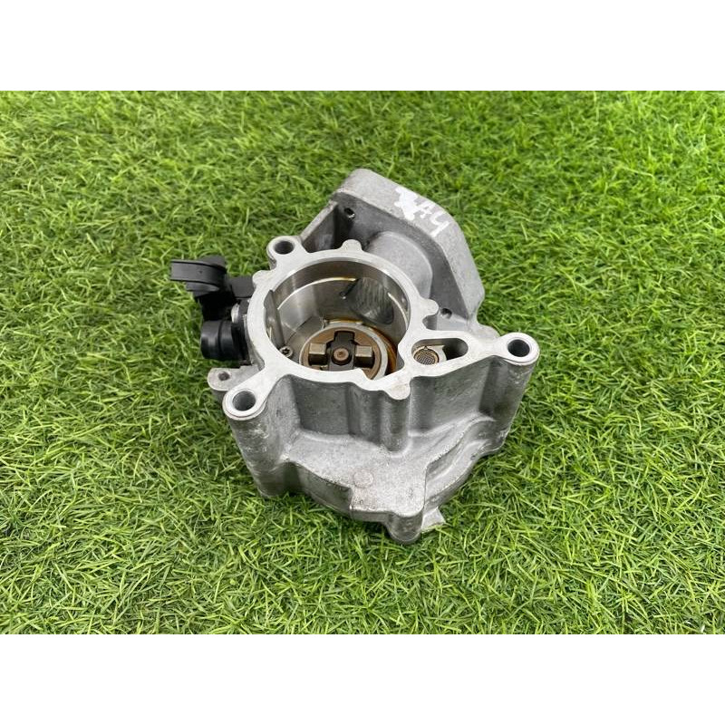 Вакуумный насос (тормозная система) AUDI A4 B9 2017 2.0L 06K145100AB