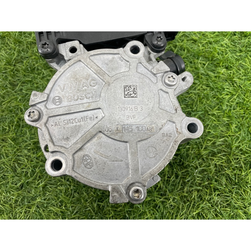 Вакуумный насос (тормозная система) AUDI A4 B9 2017 2.0L 06K145100AB