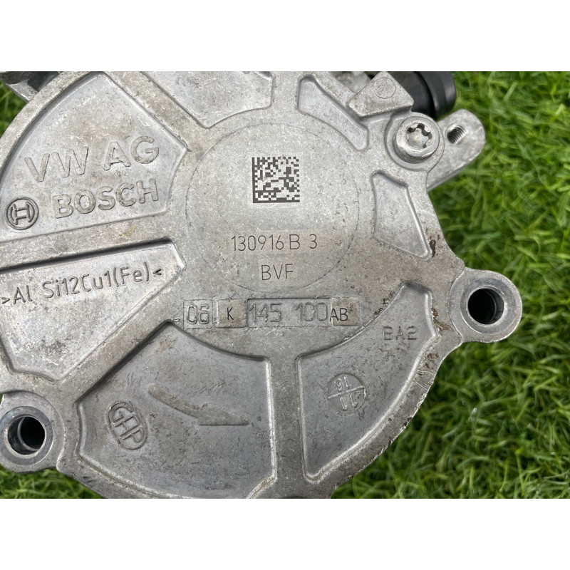 Вакуумный насос (тормозная система) AUDI A4 B9 2017 2.0L 06K145100AB