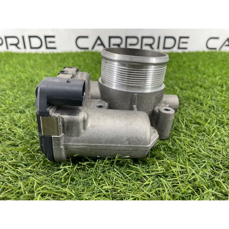 Дроссельная заслонка (электрика двигателя) AUDI A4 B9 2017 2.0L 06K133062M