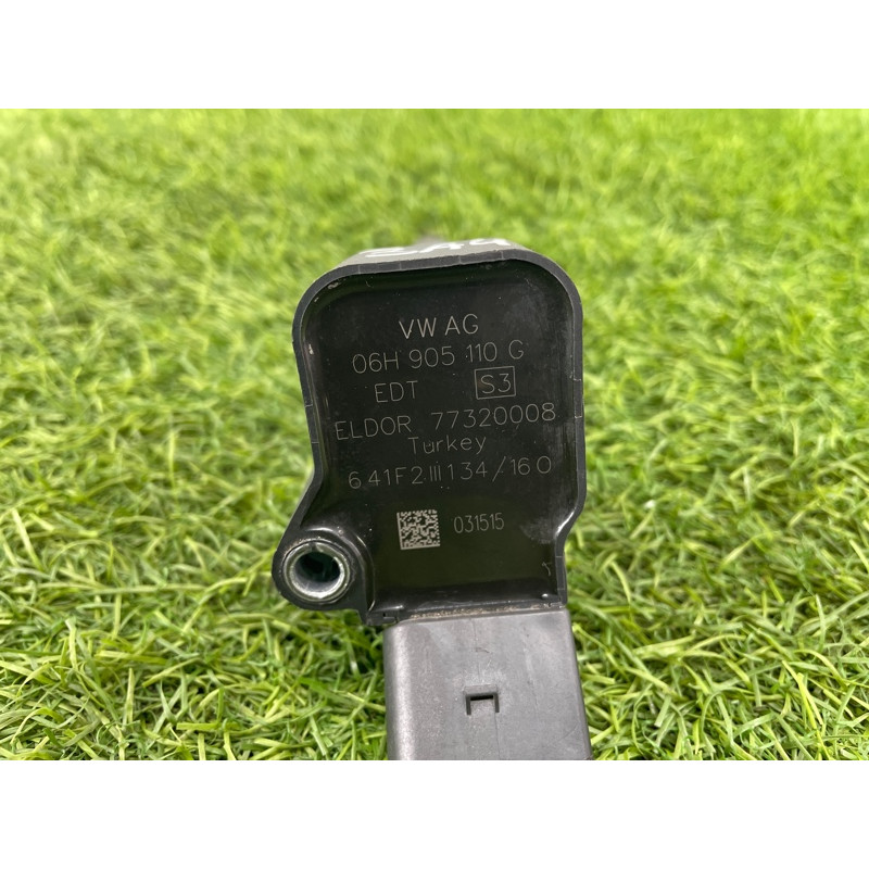 Катушка зажигания (электрика двигателя) AUDI A4 B9 2017 2.0L 06H905110G