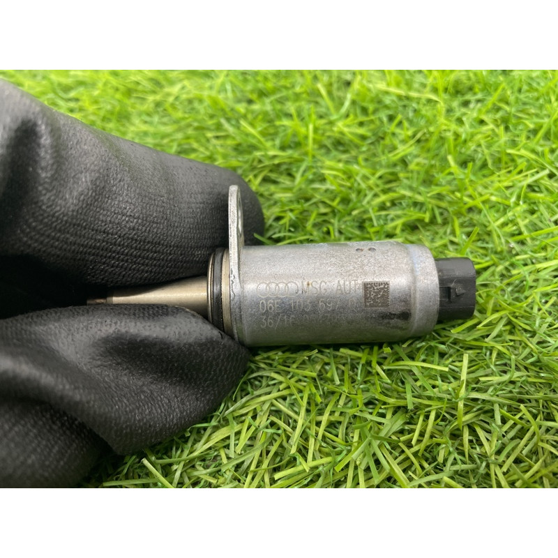 Клапан электромагнитный (электрика) AUDI A4 B9 2017 2.0L 06E103697Q