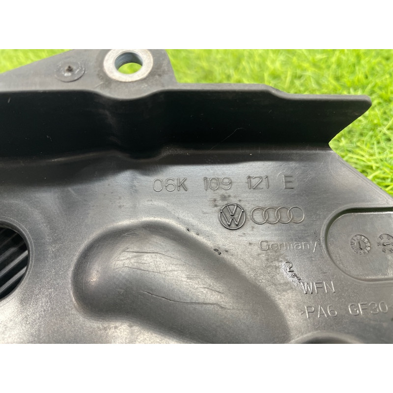 Защита ремня ГРМ (двигатель и элементы) AUDI A4 B9 2017 2.0L 06K109121E