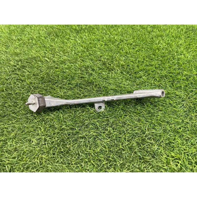 Кронштейн впускного коллектора (кронштейны двигателя) AUDI A4 B9 2017 2.0L 06L129723B