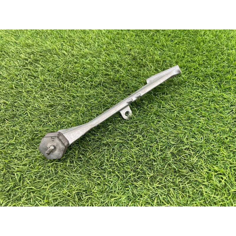 Кронштейн впускного коллектора (кронштейны двигателя) AUDI A4 B9 2017 2.0L 06L129723B