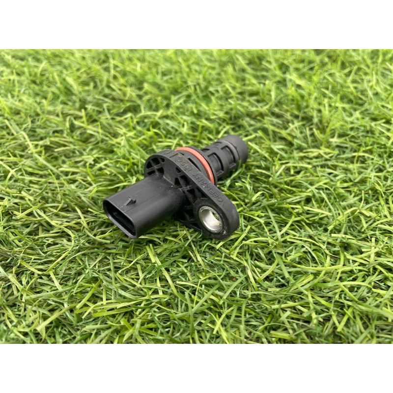 Датчик положения коленвала (электрика двигателя) AUDI A4 B9 2017 2.0L 06H906433C