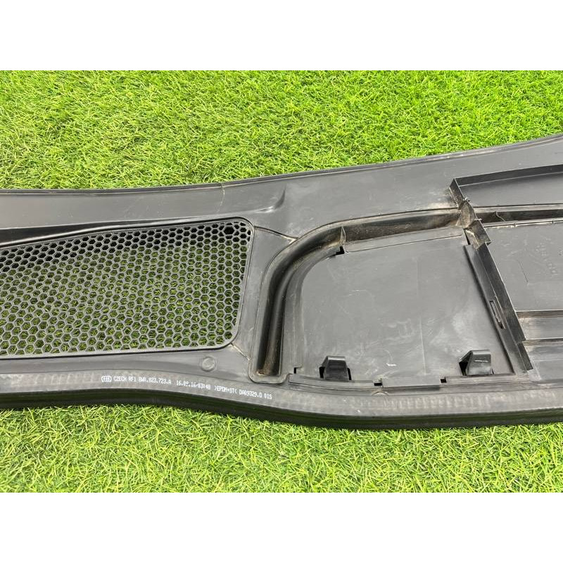 Жабо (кузов и элементы) AUDI A4 B9 2017 2.0L 8W18194039B9