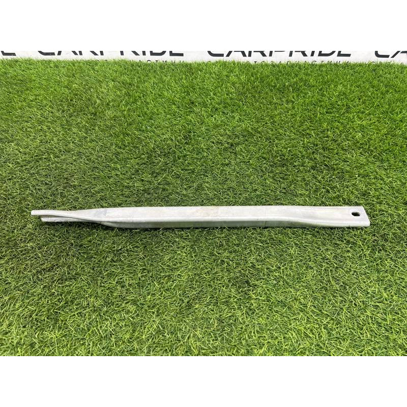 Распорка передней панели (кузов и элементы) AUDI A4 B9 2017 2.0L 8W0805646