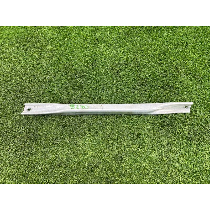 Распорка передней панели (кузов и элементы) AUDI A4 B9 2017 2.0L 8W0805646