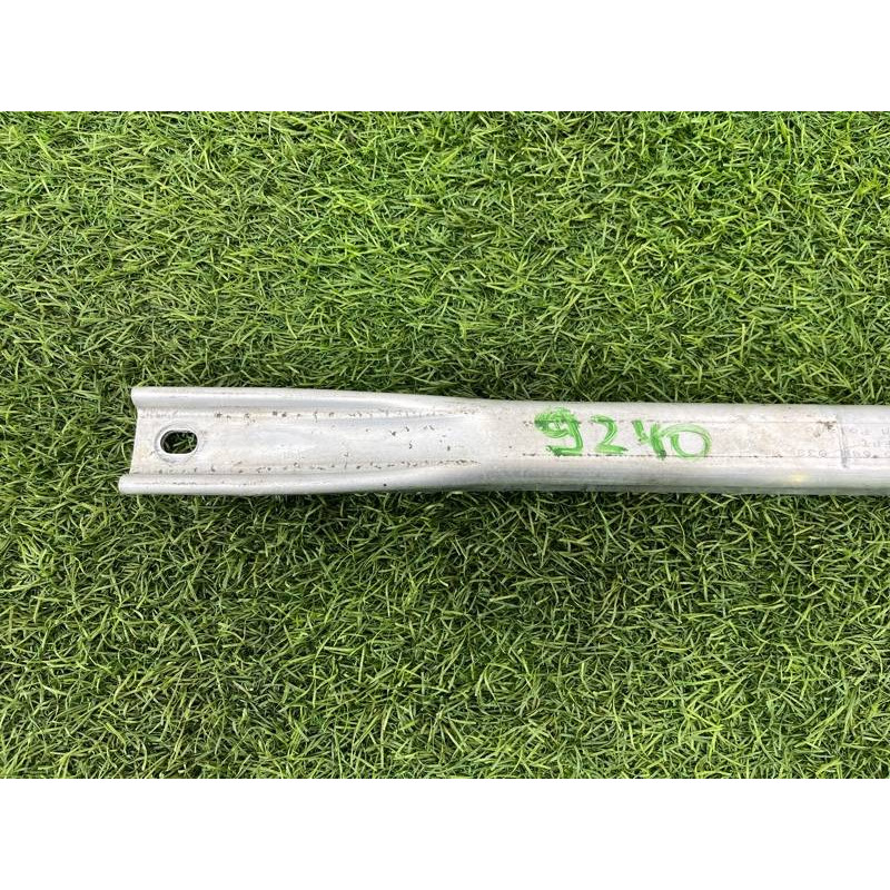 Распорка передней панели (кузов и элементы) AUDI A4 B9 2017 2.0L 8W0805646