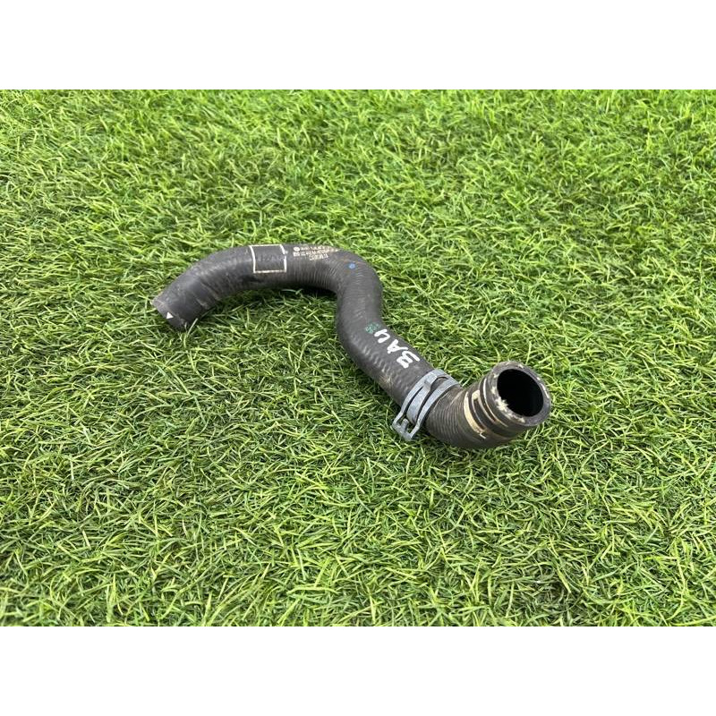 Патрубок (система охлаждения) AUDI A4 B9 2017 2.0L 8W0122448AA