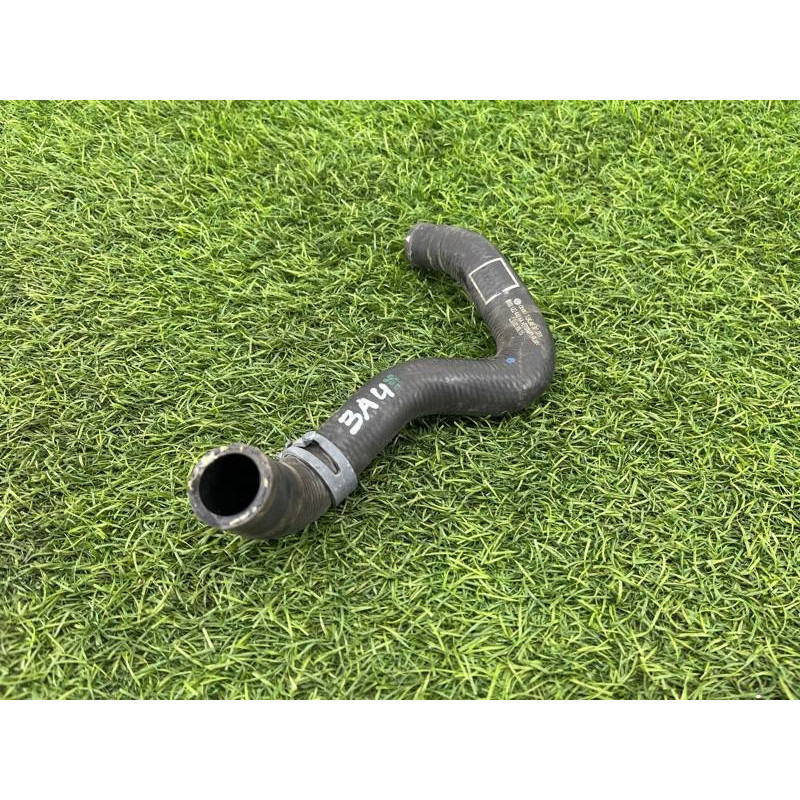 Патрубок (система охлаждения) AUDI A4 B9 2017 2.0L 8W0122448AA
