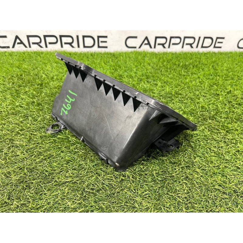 Корпус фильтра салона (отопление и кондиционирование) Audi A5 F5 2019 2.0 TFSI 8W1819904A