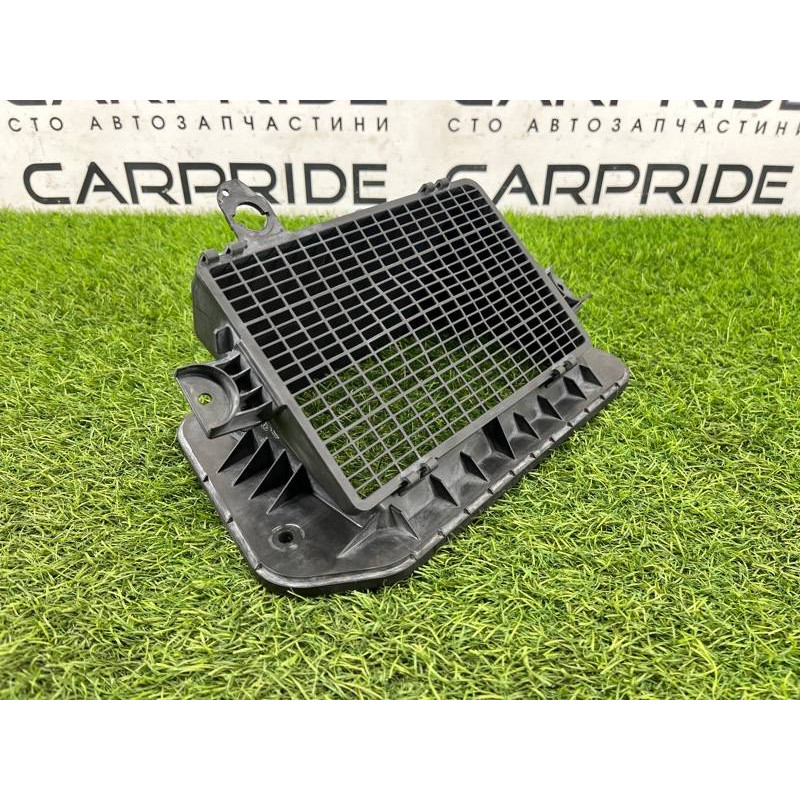 Корпус фильтра салона (отопление и кондиционирование) Audi A5 F5 2019 2.0 TFSI 8W1819904A