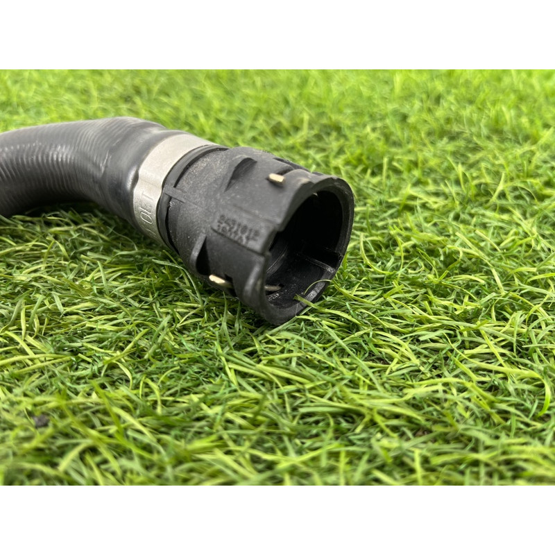 Патрубок (система охлаждения) AUDI A4 B9 2017 2.0L 8W0122073F