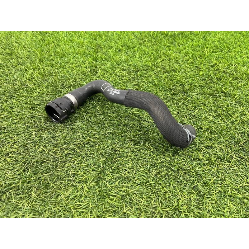 Патрубок (система охлаждения) Audi A5 F5 2019 2.0 TFSI 8W0122073F