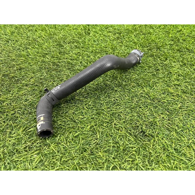 Патрубок (система охлаждения) Audi A5 F5 2019 2.0 TFSI 8W1819373C