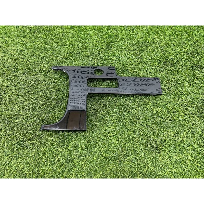 Декоративна накладка торпеди (салон) AUDI A8 D4 2011 4,2 4H1857130CV58