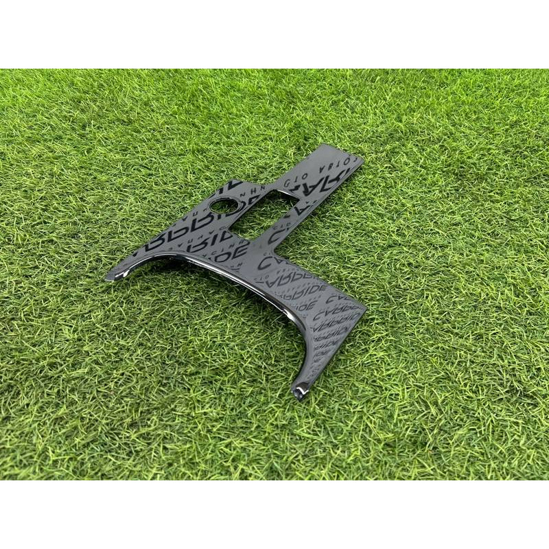 Декоративна накладка торпеди (салон) AUDI A8 D4 2011 4,2 4H1857130CV58