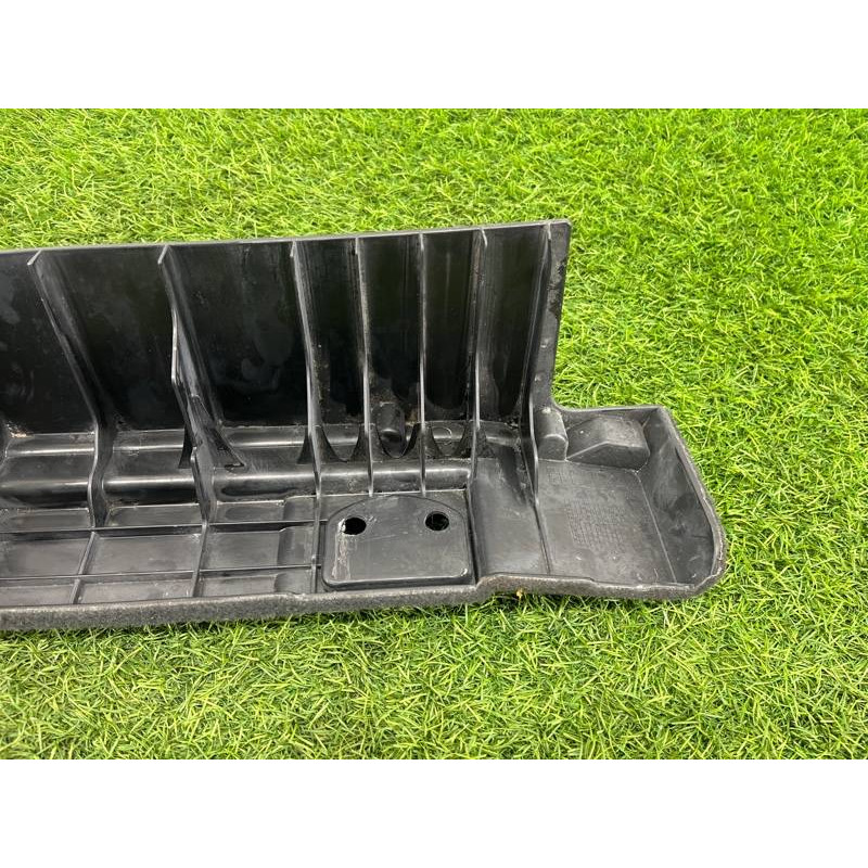 Обшивка багажника (салон) Audi Q5 8R 2012 3.2 CALB 8R0861827A87A