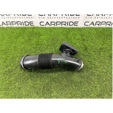 Патрубок воздушного фильтра