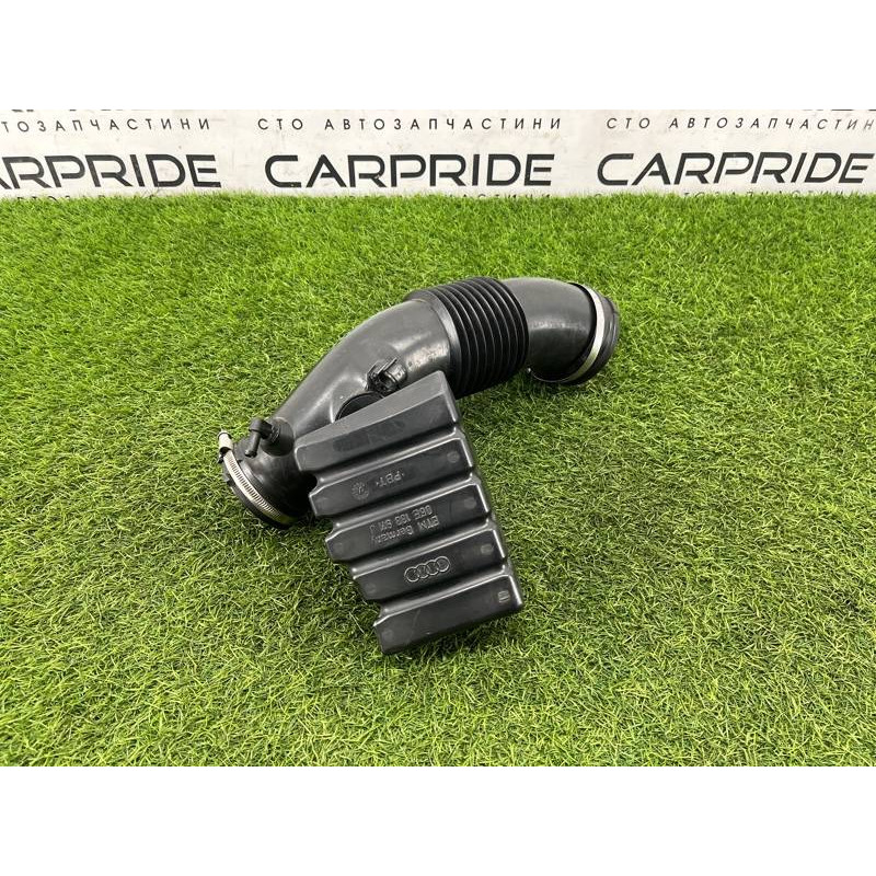 Патрубок воздушного фильтра (впускная система) Audi Q5 8R 2012 3.2 CALB 06E129629S