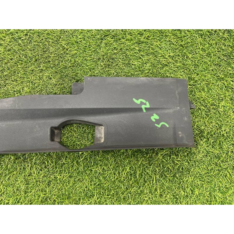 Водосток (кузов и элементы) AUDI A8 D4 2011 4,2 4H0819336C9B9