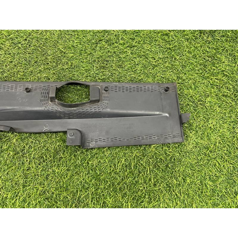 Водосток (кузов и элементы) AUDI A8 D4 2011 4,2 4H0819336C9B9