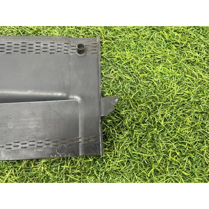 Водосток (кузов и элементы) AUDI A8 D4 2011 4,2 4H0819336C9B9