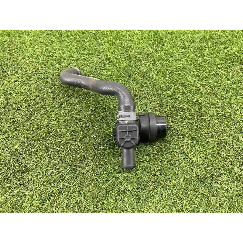 Патрубок (система охлаждения) Audi Q5 8R 2012 3.2 CALB 8R0819371A