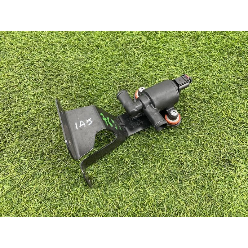 Клапан системы охлаждения (электрика / кнопки) Audi A5 F5 2019 2.0 TFSI 4H0121671D