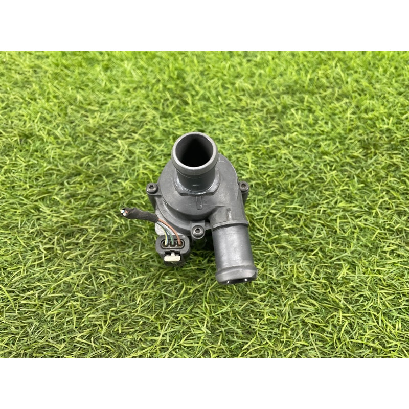 Помпа электрическая (электрика) AUDI A4 B9 2017 2.0L 06H121601N