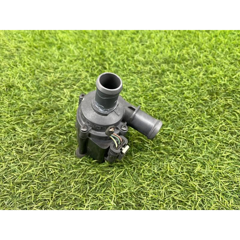 Помпа электрическая (электрика) AUDI A4 B9 2017 2.0L 06H121601N