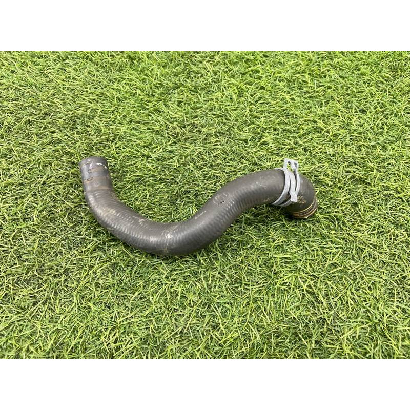 Патрубок (система охлаждения) Audi A5 F5 2019 2.0 TFSI 8W0122448P