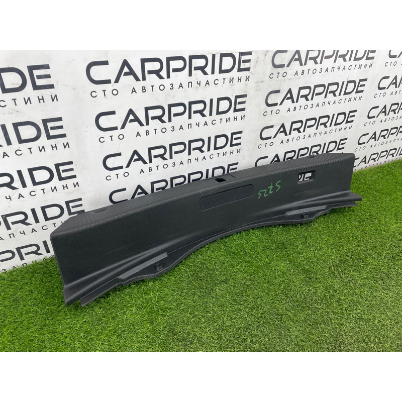 Накладка замка крышки багажника (салон) AUDI A8 D4 2011 4,2 4H0863471B4PK