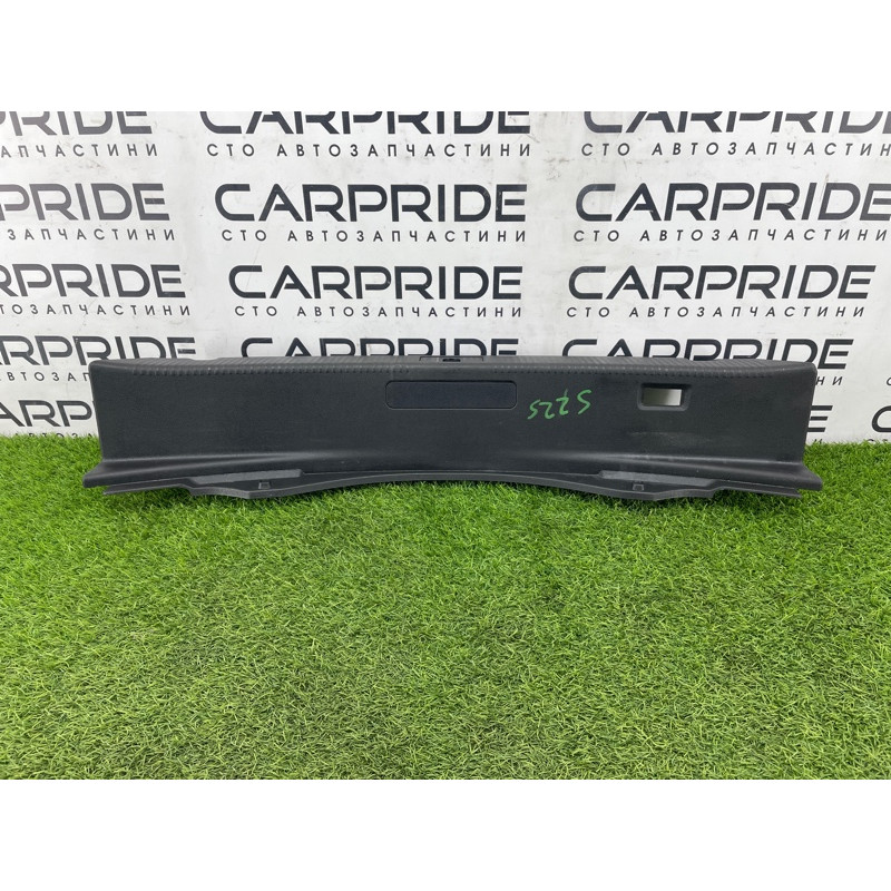 Накладка замка крышки багажника (салон) AUDI A8 D4 2011 4,2 4H0863471B4PK