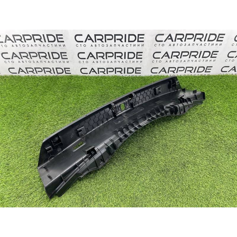 Накладка замка крышки багажника (салон) AUDI A8 D4 2011 4,2 4H0863471B4PK