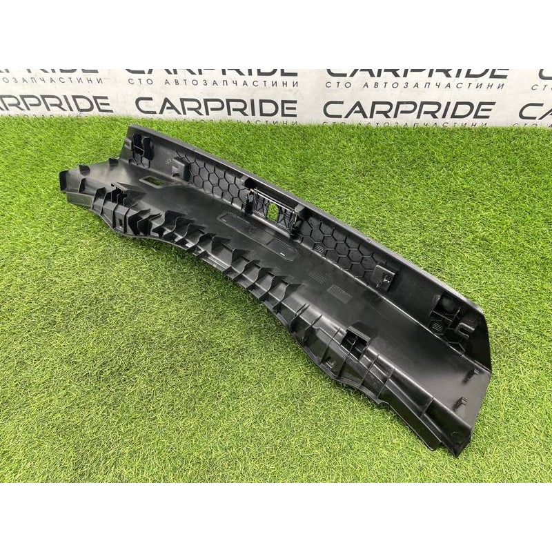 Накладка замка крышки багажника (салон) AUDI A8 D4 2011 4,2 4H0863471B4PK