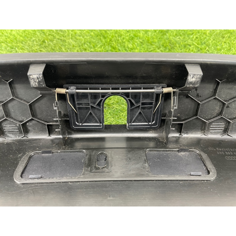 Накладка замка крышки багажника (салон) AUDI A8 D4 2011 4,2 4H0863471B4PK