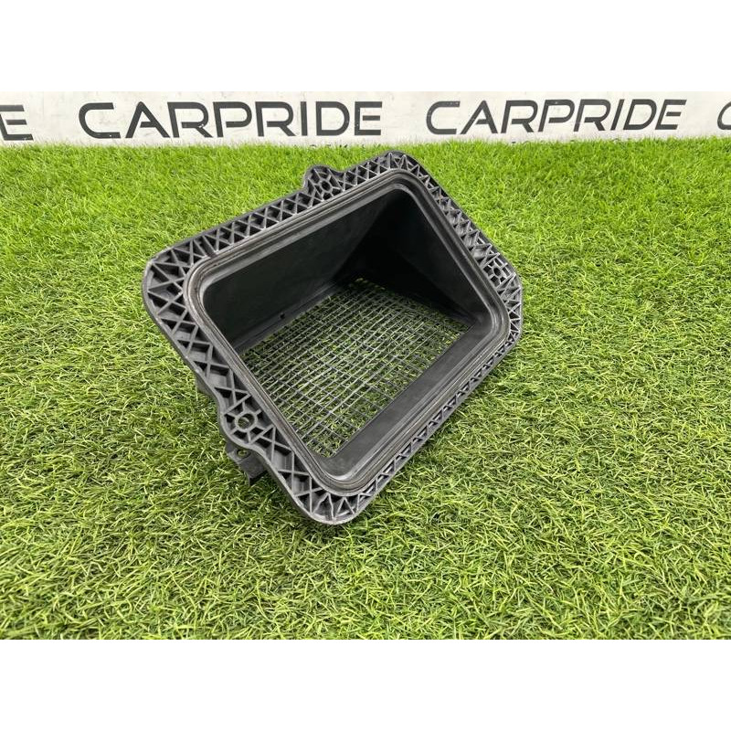 Корпус фильтра салона (отопление и кондиционирование) AUDI A4 B9 2017 2.0L 8W1819904A