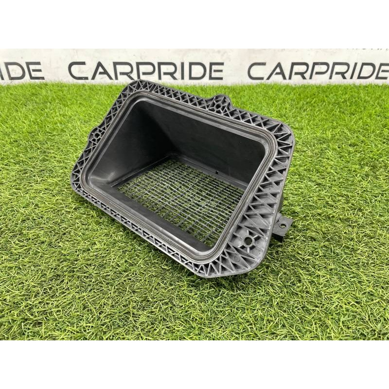 Корпус фильтра салона (отопление и кондиционирование) AUDI A4 B9 2017 2.0L 8W1819904A