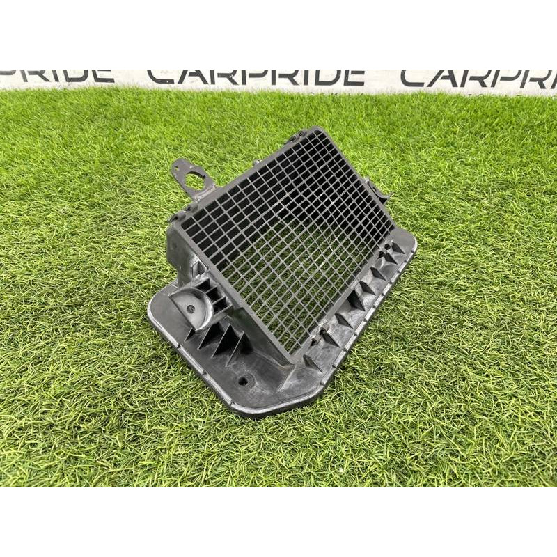 Корпус фильтра салона (отопление и кондиционирование) AUDI A4 B9 2017 2.0L 8W1819904A