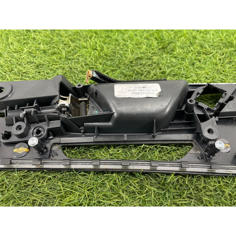 Декоративна накладка карти дверей (салон) AUDI A8 D4 2011 4,2 4H0867068CV58