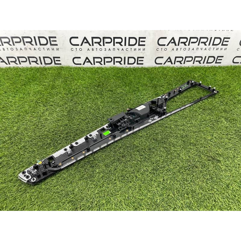 Декоративна накладка карти дверей (салон) AUDI A8 D4 2011 4,2 4H4867086V58