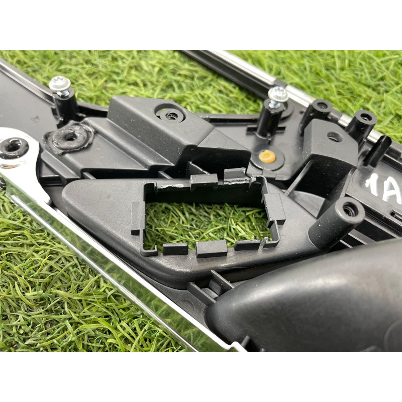 Декоративна накладка карти дверей (салон) AUDI A8 D4 2011 4,2 4H4867086V58