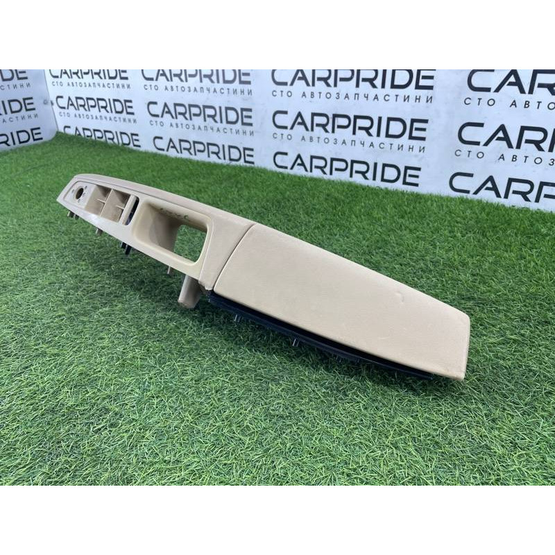 Підлокітник (салон) AUDI A8 D4 2011 4,2 4H1867165CEM4