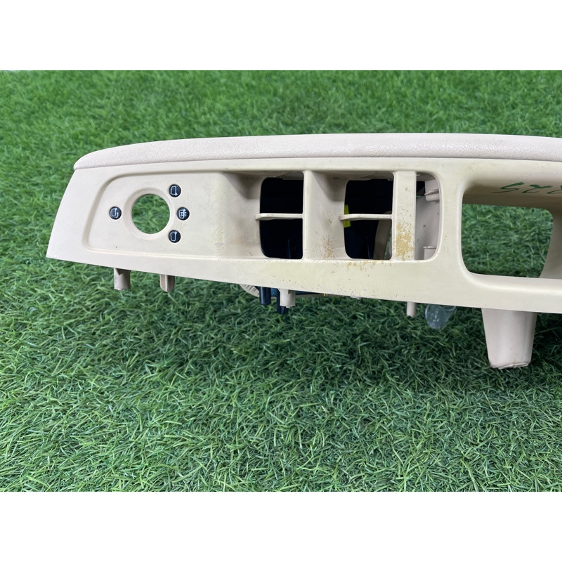 Підлокітник (салон) AUDI A8 D4 2011 4,2 4H1867165CEM4